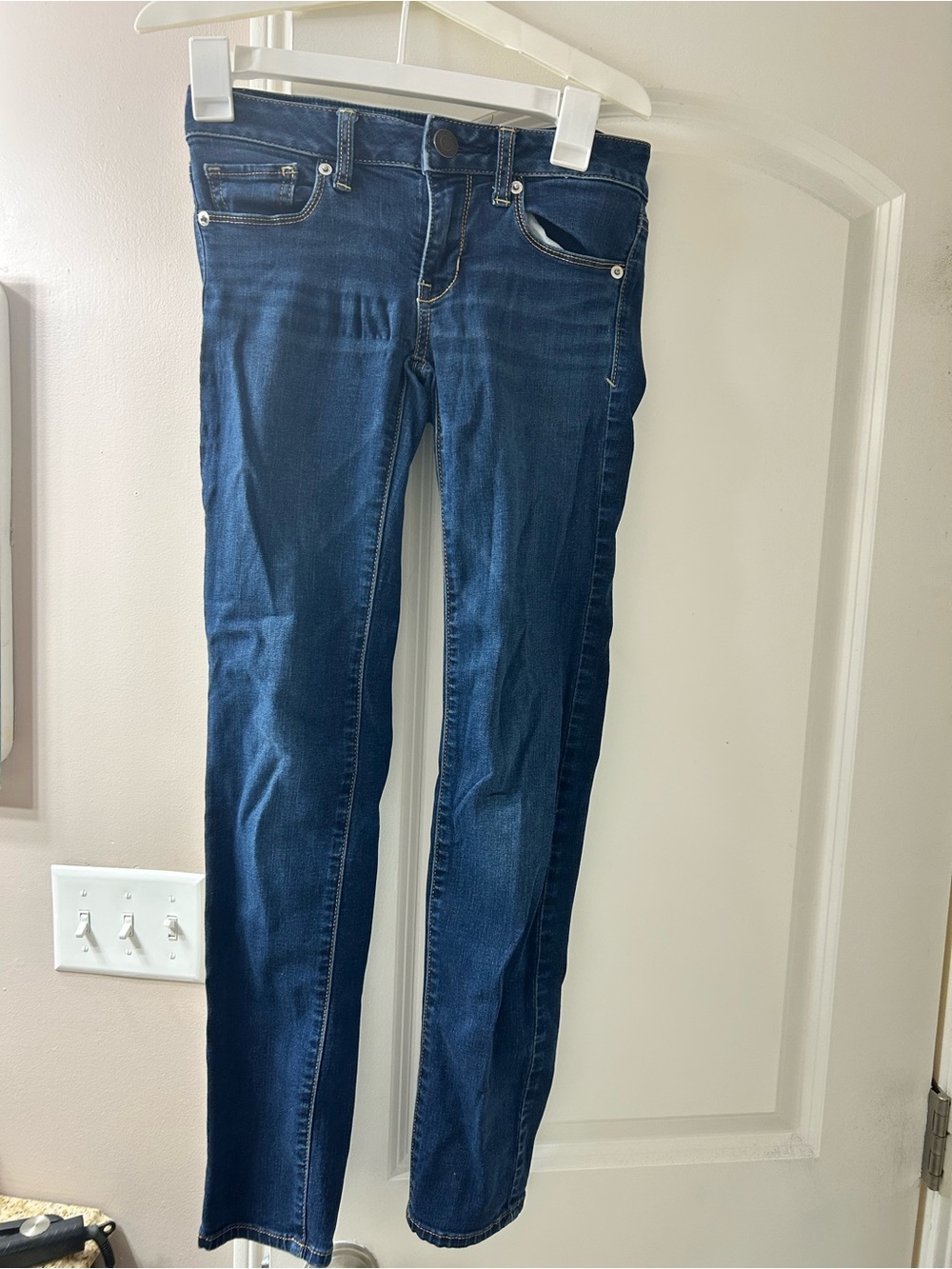 American Eagle Outfitters Dark Blue Skinny Jeans